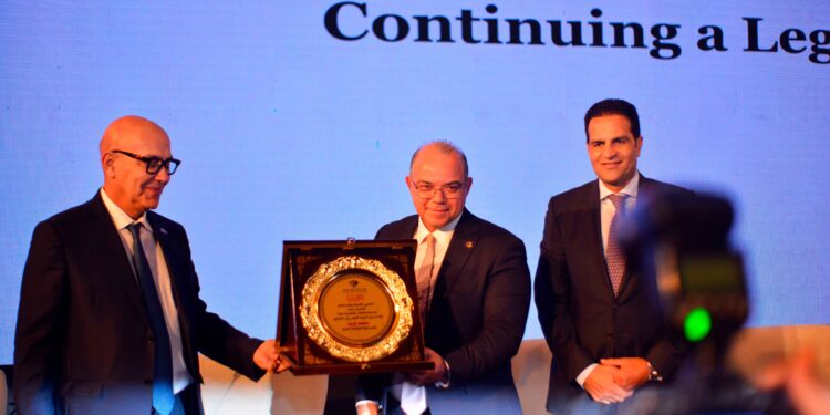 النسخة الأولى من مؤتمر The Investor تحت عنوان «المؤسسات المالية غير المصرفية.. روافد تمويلية للتنمية العمرانية»