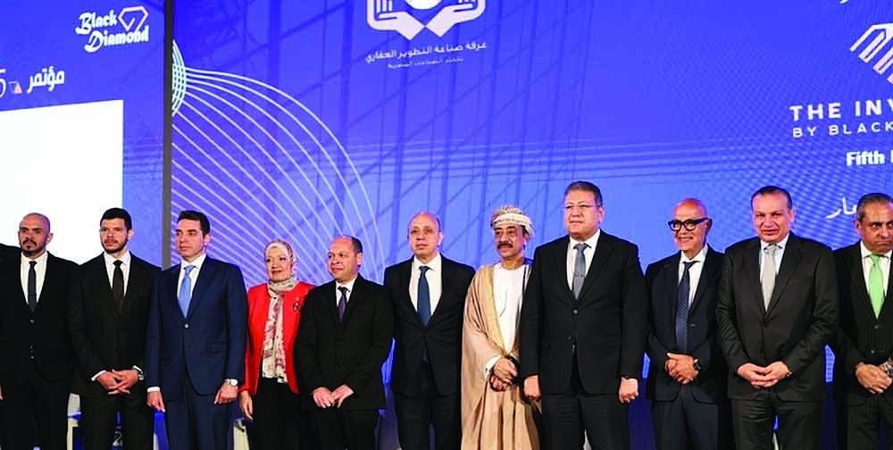 Oman showcases experience in real estate development in Cairo